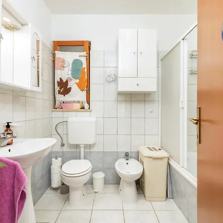 Апартаменти Mimi *